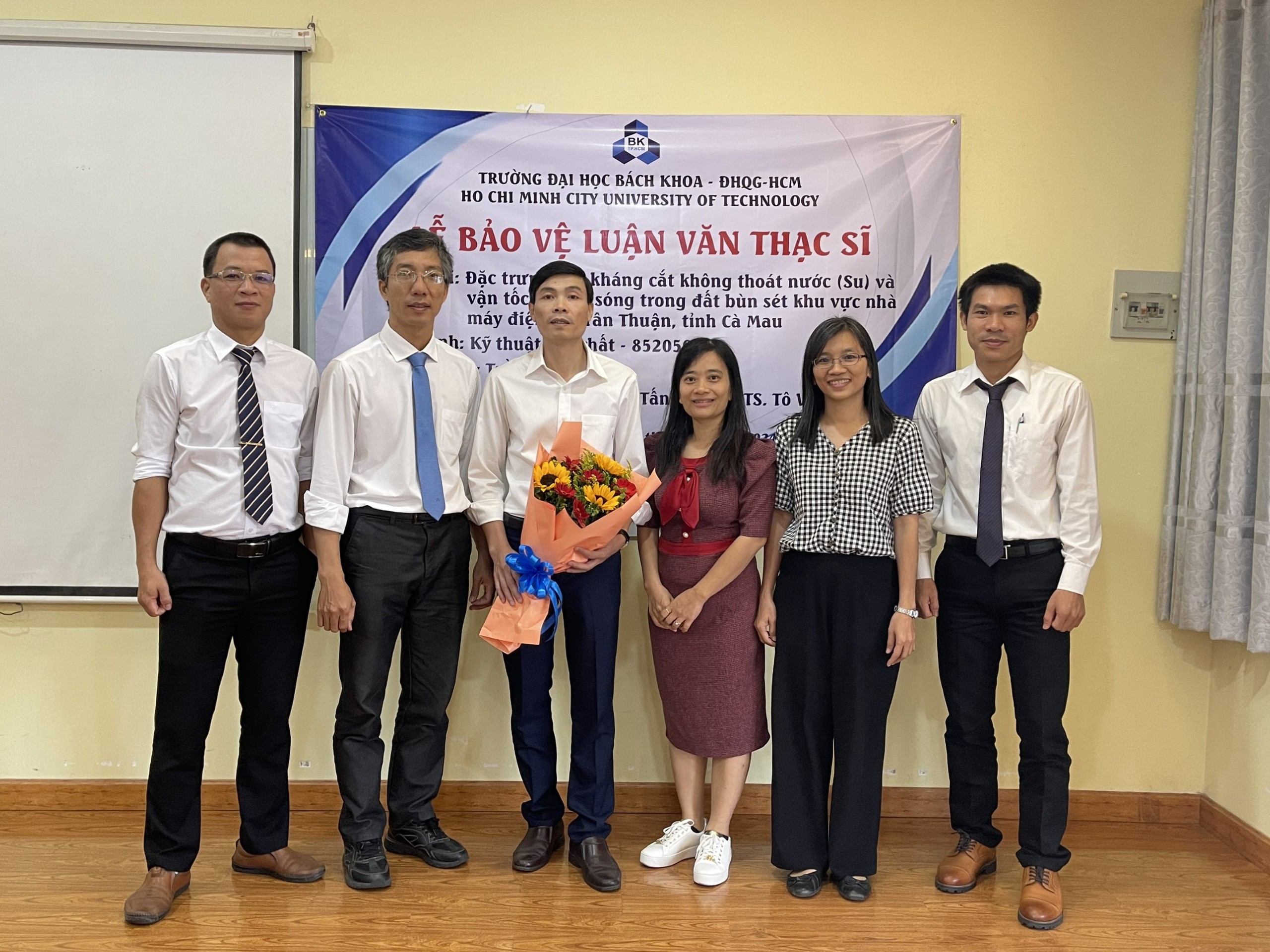 Học viên Trần Viết Công bảo vệ thành công luận văn thạc sĩ ngành Kỹ thuật Địa chất